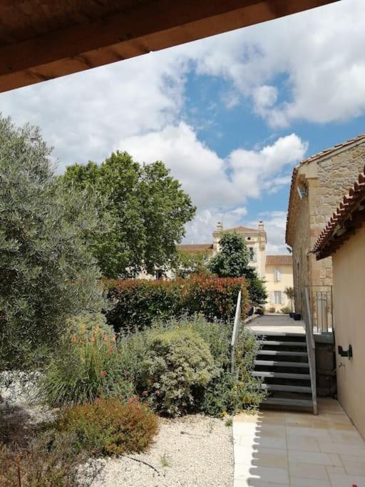 Le Soleil D Eugenie Appartement Dans Residence Avec Piscine Commune Pres De Carcassonne Olonzac エクステリア 写真